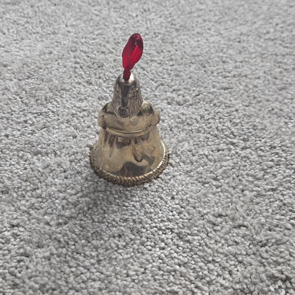 Vintage Santa Claus Bell Ornament - Picture 2 of 4